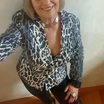 68 jarige vrouw zoekt sex in Noord-Holland