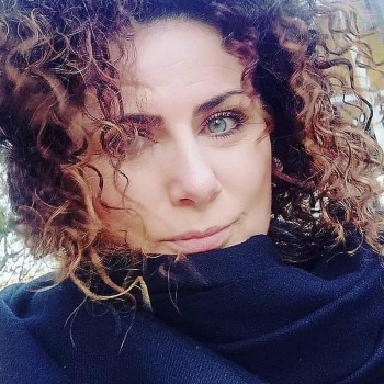 43 jarige vrouw zoekt contact voor sex met mannen in Zuid-Holland