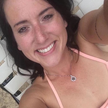 41 jarige vrouw zoekt geile date in Friesland