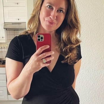 57 jarige vrouw zoekt contact voor sex met mannen in Utrecht