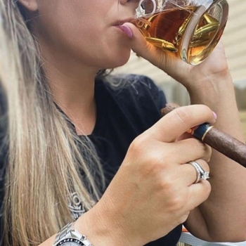 Vrouw (48) zoekt sex in Friesland