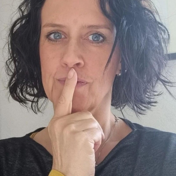 55 jarige vrouw zoekt contact voor sex met mannen in Utrecht