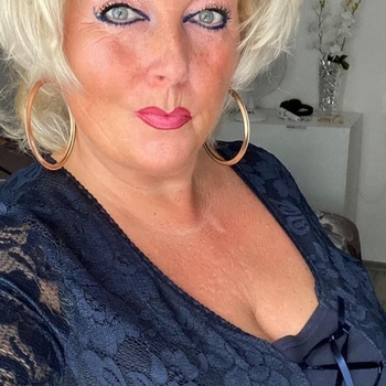 60 jarige vrouw zoekt man in Veenendaal (Utrecht)