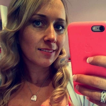 40 jarige vrouw zoekt contact voor sex met mannen in Groningen