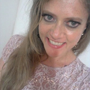 42 jarige vrouw zoekt seksueel contact in Gelderland